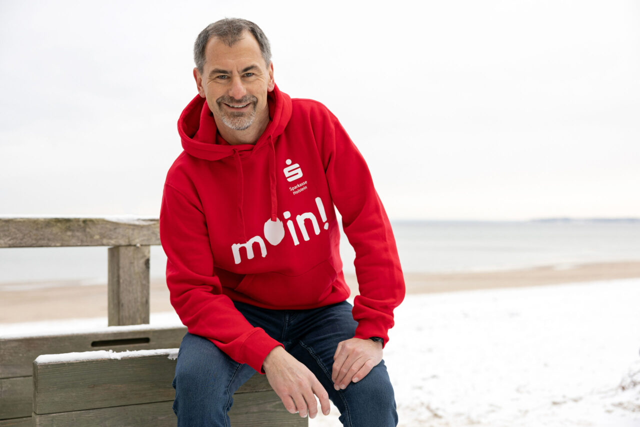 Promo_Hoodie_1-jpg Promo_Hoodie_1.jpg